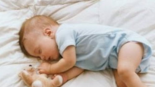 宝宝睡眠阶段